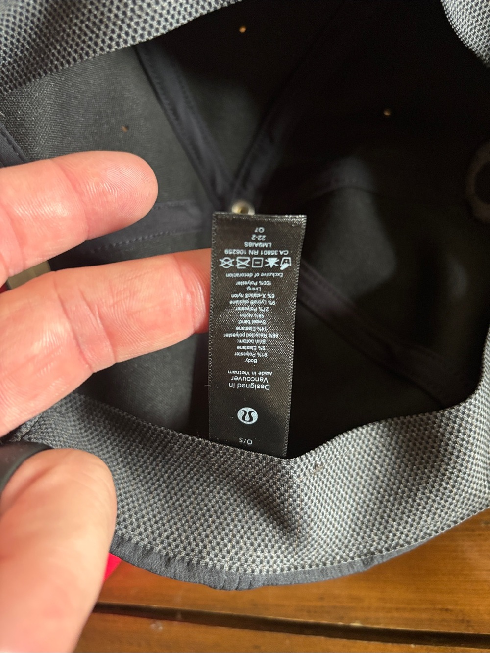 Lululemon - Picture 5 of 6